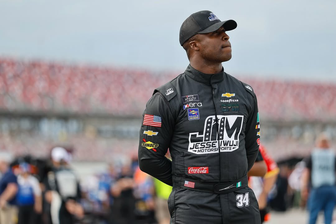 Emmitt Smith (@emmittsmith22) on Twitter photo Congrats <a href="/Jesse_Iwuji/">Jesse Iwuji</a> on the new rank of Navy Commander!
We salute you today and thank you for your continued service! Congrats <a href="/Jesse_Iwuji/">Jesse Iwuji</a> on the new rank of Navy Commander!
We salute you today and thank you for your continued service!