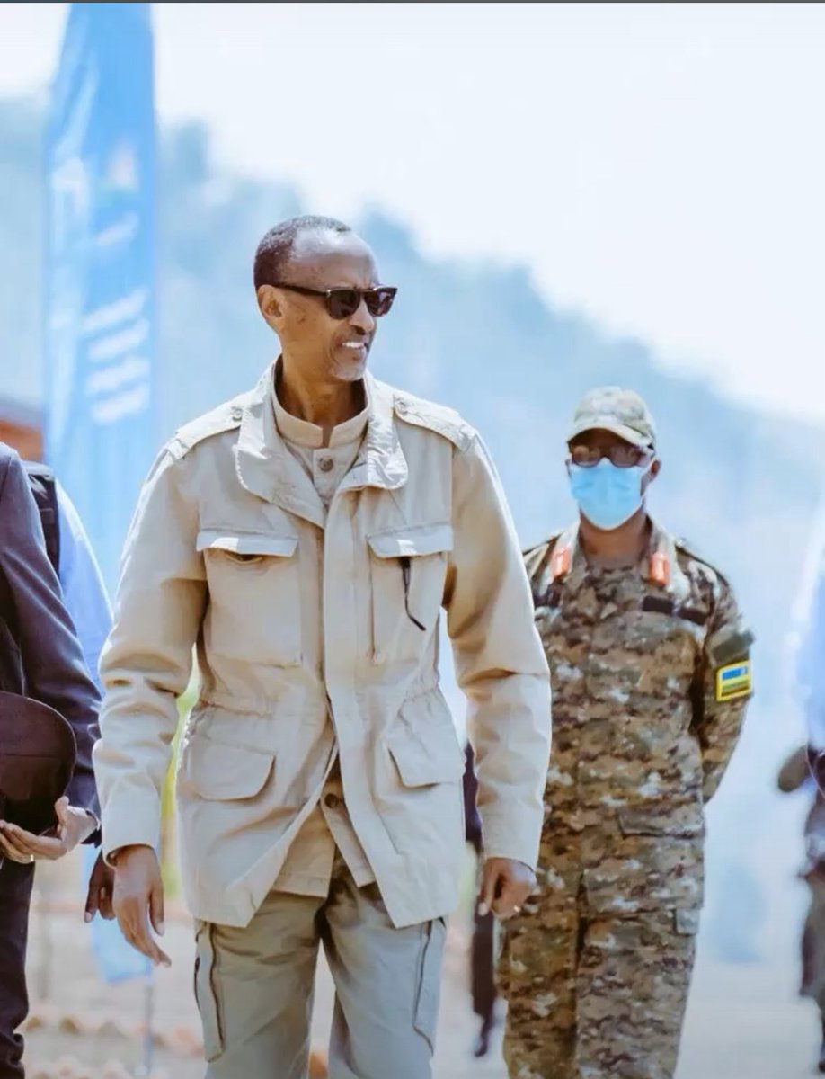 VickyRugamba's tweet photo. Nibatuze basubize amerwe mu isaho ,
Kuko sibo bamuduhaye .
Ni impano IMANA yihereye u Rwanda 🇷🇼 https://t.co/Mvp0HEz2oY