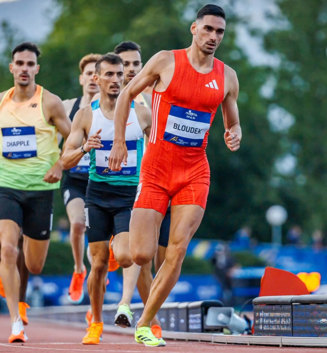 AKetzman's tweet photo. 🏃‍♂️NEW ERA🏃‍♂️

➡️Marino Bloudek (1:44:02) srušio je državni rekord na 800m u Ostravi!!!

➡️Pokojni Luciano Sušanj (1:44:07) bio je vlasnik rekorda 51 godinu! Istrčao ga je u finalu EP 1974. za zlato!

➡️Bloudeku je to 3. rekord sezone (800m, 800m dvorana, 1000m)

Na SP u rujnu u Tokiju ide ispod 1:44:00 sigurno pa što bude - bude!💪💪💪