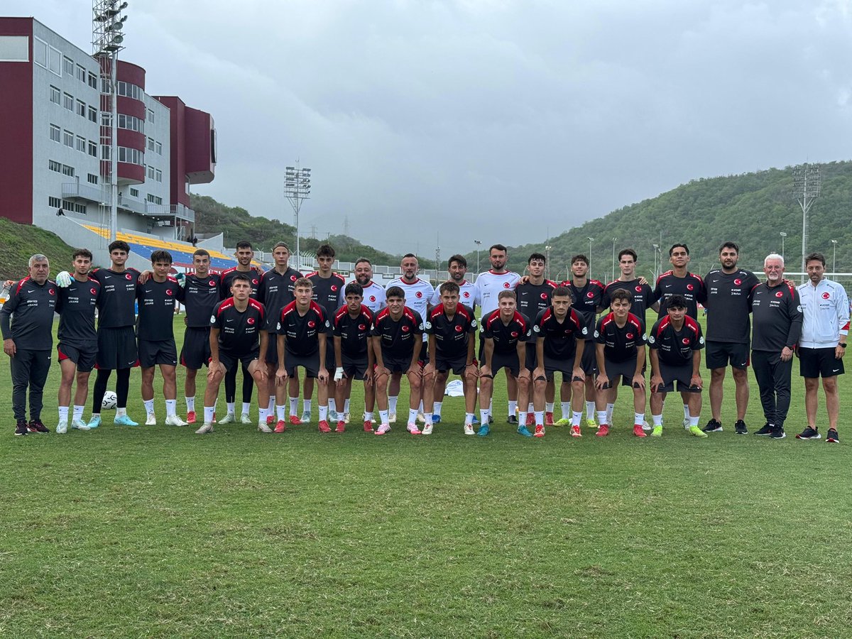 TC_KarakasBE's tweet photo. Hoy comienza el torneo #DevelopmentCup, que se celebrará en #Venezuela entre el 24 y el 28 de junio con la organización de la @CONMEBOL y la @UEFA.
Deseamos éxitos a todos los equipos, especialmente a las jóvenes estrellas de la Selección Nacional Sub-18 de Türkiye🇹🇷🇻🇪🇵🇾🇨🇱 https://t.co/1YT5EgL4Ps