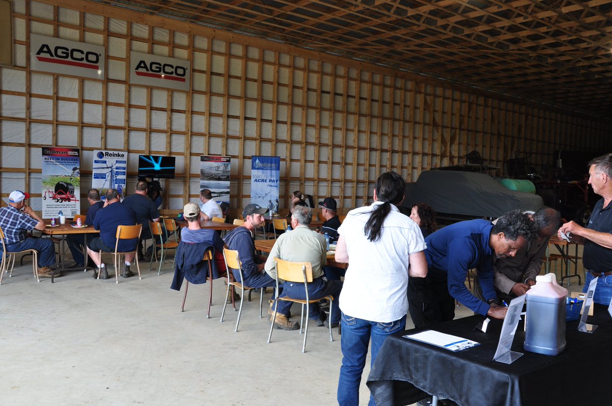 CadmanPower's tweet image. 🌾THANK YOU for making our 2025 Pivot Demo Day a success! 🚜💧
Grateful to everyone who joined us for a day of hands-on learning, innovation & great conversations.
Special thanks to our incredible hosts V&M Szucsko Farms and our partner #Reinke
#PivotIrrigation #CanadaFarmers