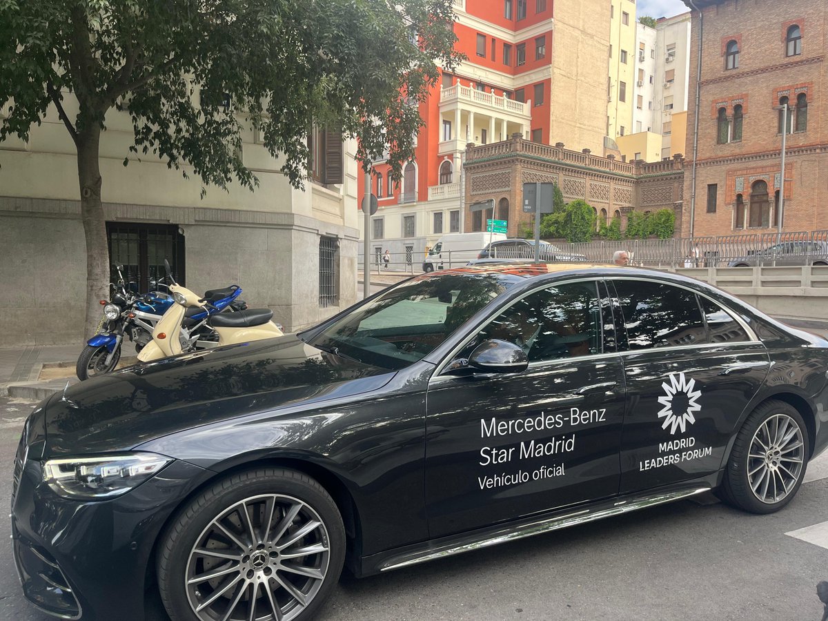 StarMadridRetai's tweet photo. Madrid Leaders Forum 2025 ya está en marcha.
Y un año más, Star Madrid se suma como #MobilityPartner de este encuentro que reúne a más de 600 líderes y profesionales del panorama empresarial español.
#StarMadrid #MLF2025 #MadridLeadersForum @_CEIM_ https://t.co/Viz6658xmK
