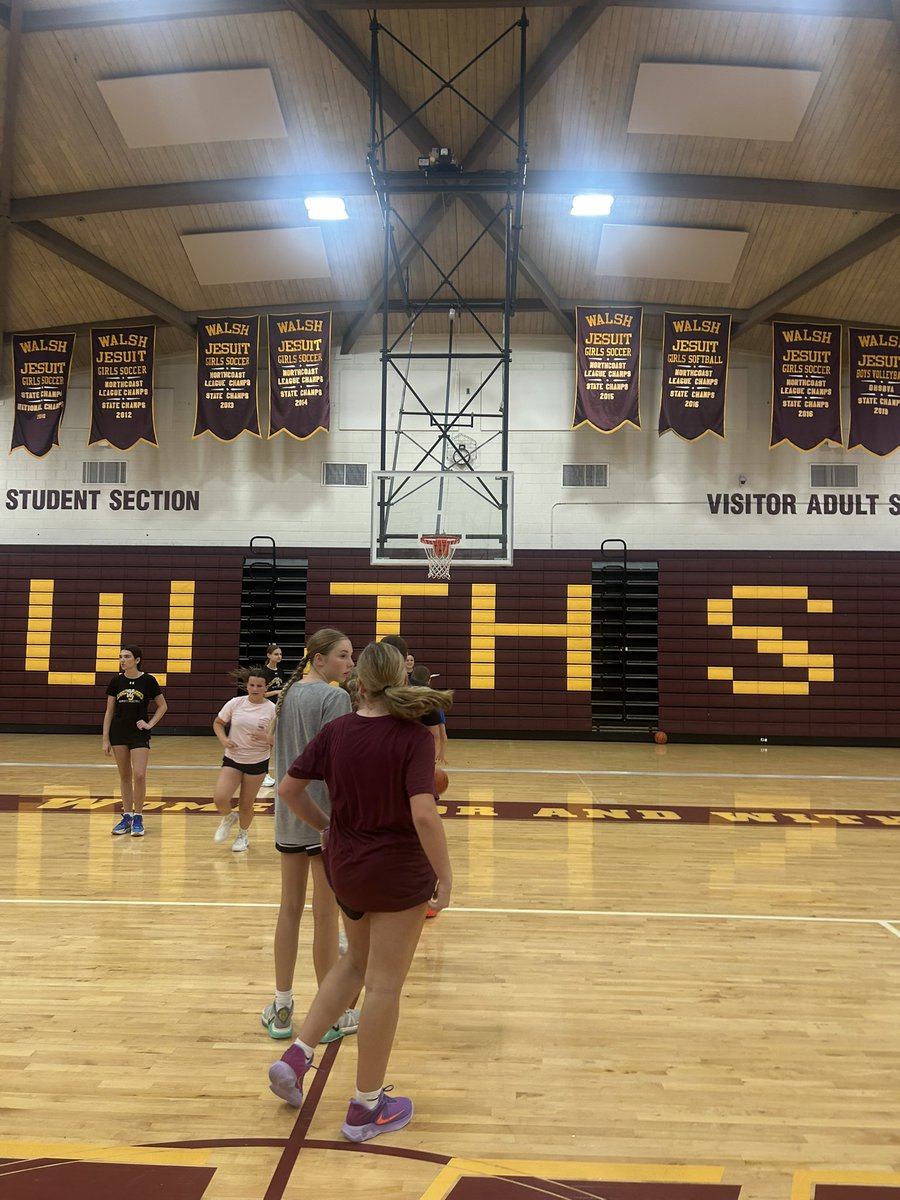 WalshJesuitWBB (@walshjesuitwbb) on Twitter photo 