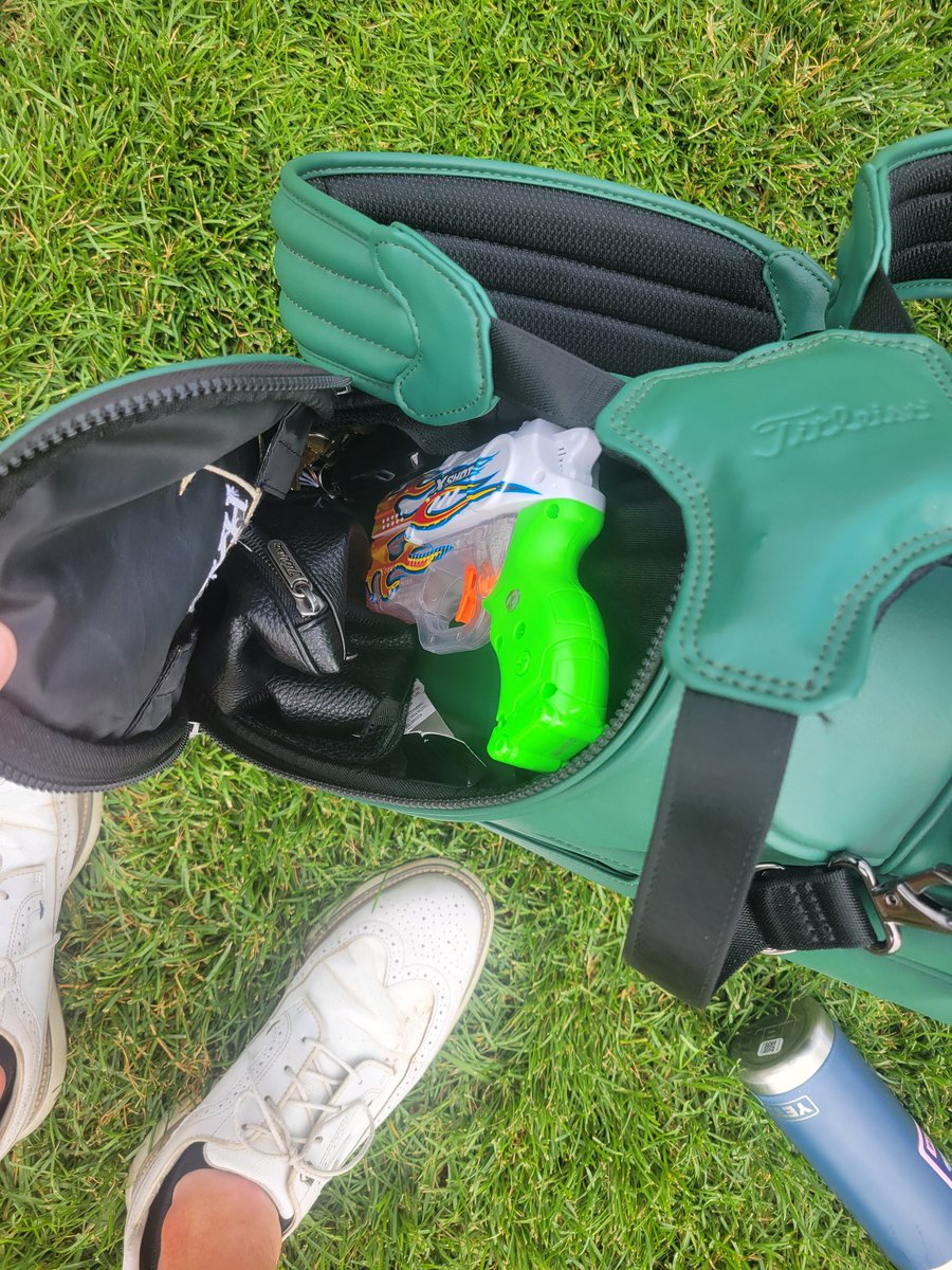 Ryan Dahl tweet media