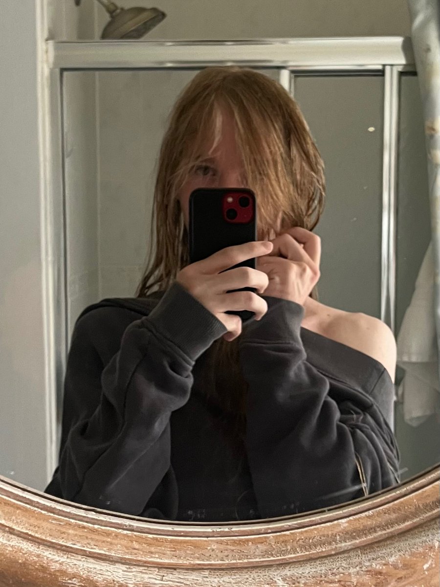 sweetlotusfish's tweet image. There should be at least one good photo of me before I die..
Am I cute..?
