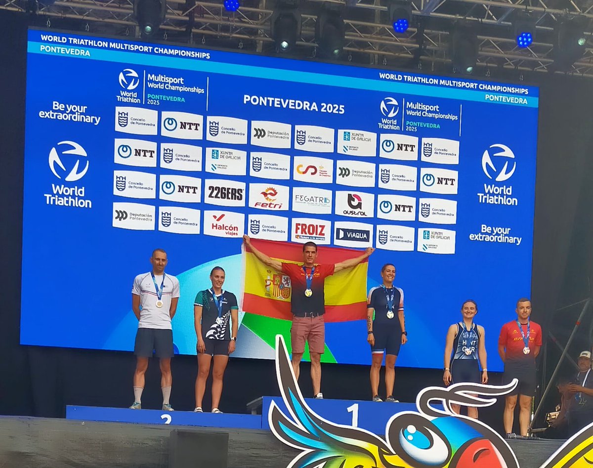 AlejandroPar10's tweet photo. 🥇🌍 CAMPEÓN DEL MUNDO AG TRIATLÓN CROS 2025 https://t.co/t4NRaWez1g