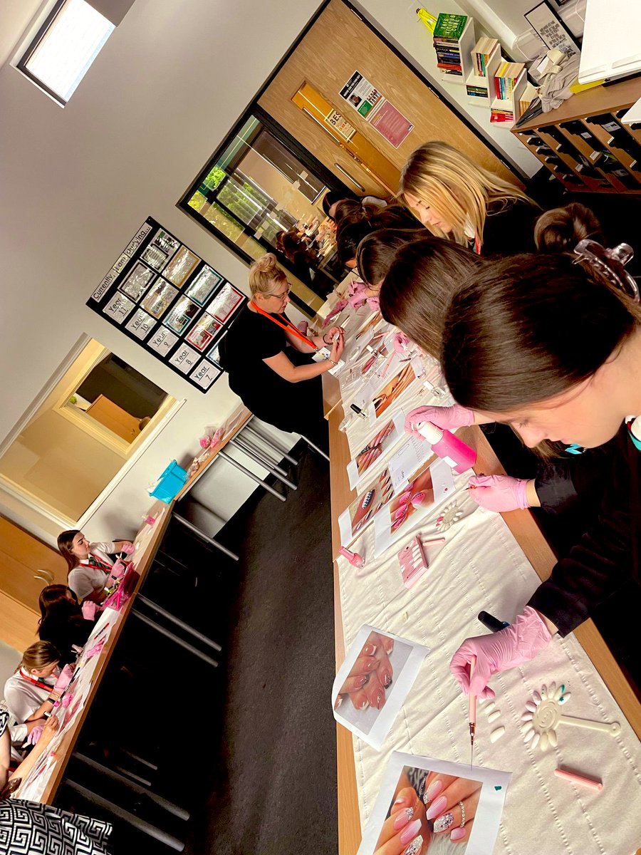 Year 10 Hair &amp; Beauty Session 💅🏾
Period 2 today, a group of Year 10 students took part in a taster session with Serenity Hair Beauty &amp; Holistic Training. 
The girls fully engaged and got stuck in, creating some beautiful nail designs.
#hair #beauty #careers #ceiag
