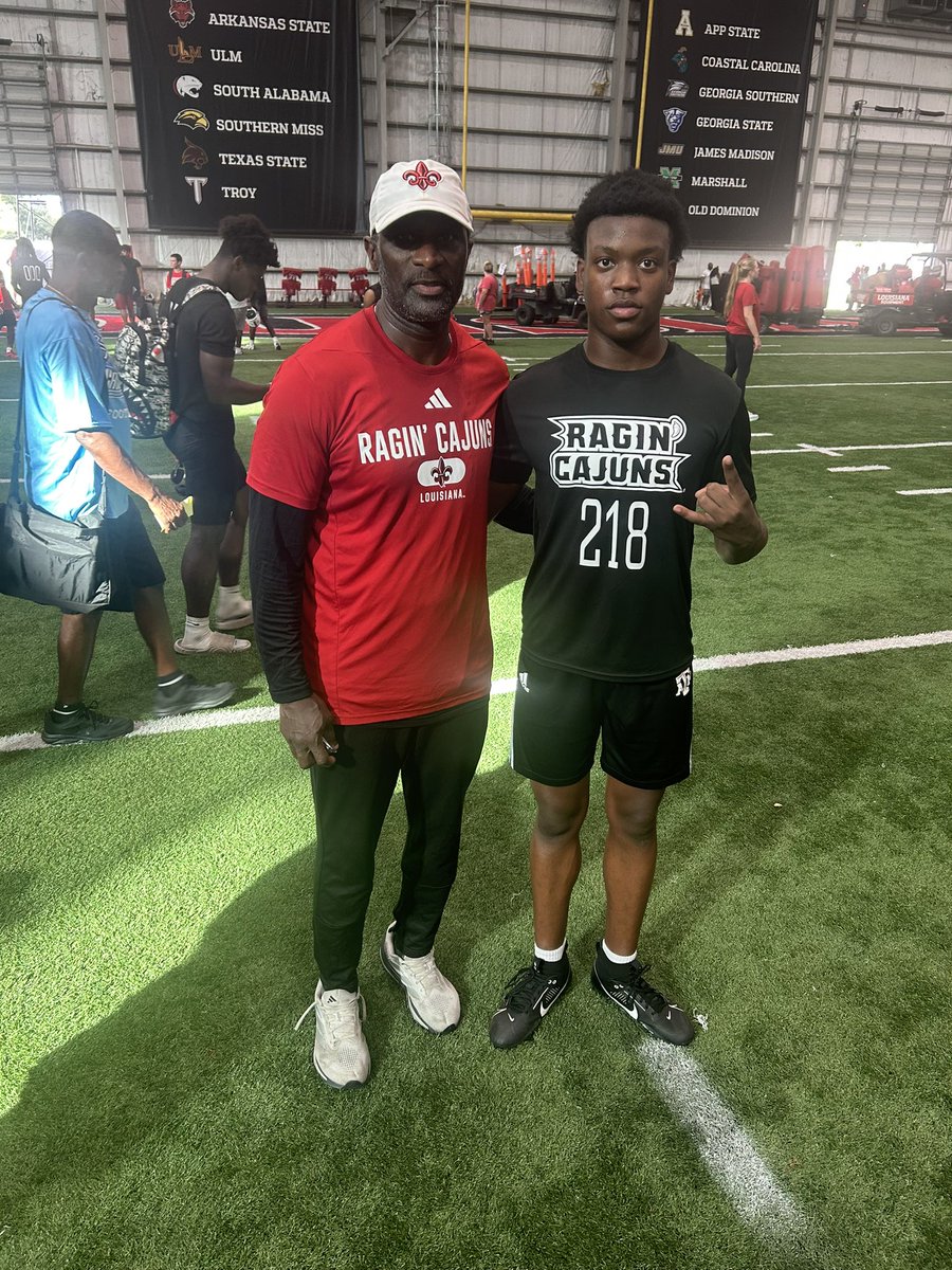 DavonnDominick (@davonndomi23696) on Twitter photo Had a great camp at <a href="/RaginCajunsFB/">Louisiana Ragin’ Cajuns® Football</a> thanks for the opportunity to let me show yall my skills and build a good relationship with the coaching staff.
<a href="/CoachMunoz13/">Jorge Munoz</a> <a href="/CoachGBarlow/">George Barlow Jr</a> Had a great camp at <a href="/RaginCajunsFB/">Louisiana Ragin’ Cajuns® Football</a> thanks for the opportunity to let me show yall my skills and build a good relationship with the coaching staff.
<a href="/CoachMunoz13/">Jorge Munoz</a> <a href="/CoachGBarlow/">George Barlow Jr</a>