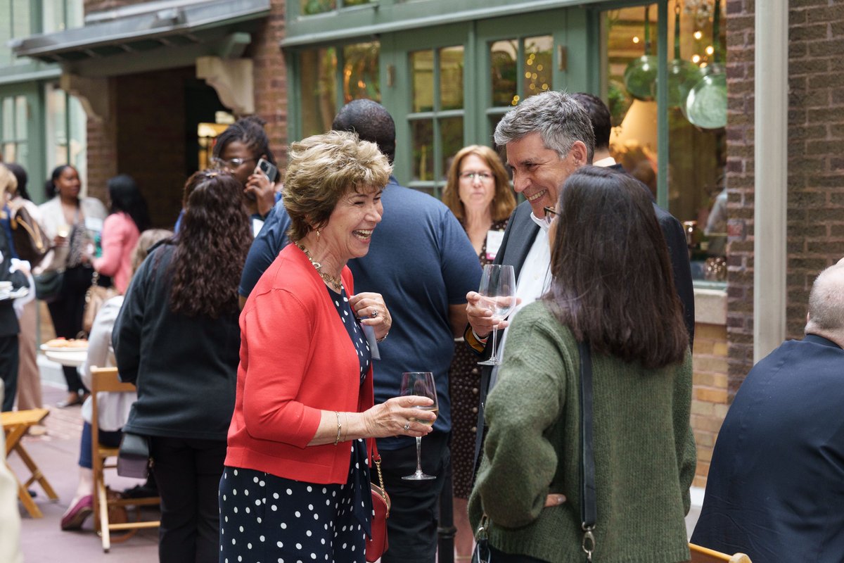Respiratory Health Association (@resphealth) on Twitter photo Thank you to everyone who attended the 2025 Summer Reception and joined us in congratulating our 2025 Solovy Award recipient, Dr. Wassim Labaki, alongside all of our amazing volunteers! Thank you to everyone who attended the 2025 Summer Reception and joined us in congratulating our 2025 Solovy Award recipient, Dr. Wassim Labaki, alongside all of our amazing volunteers!