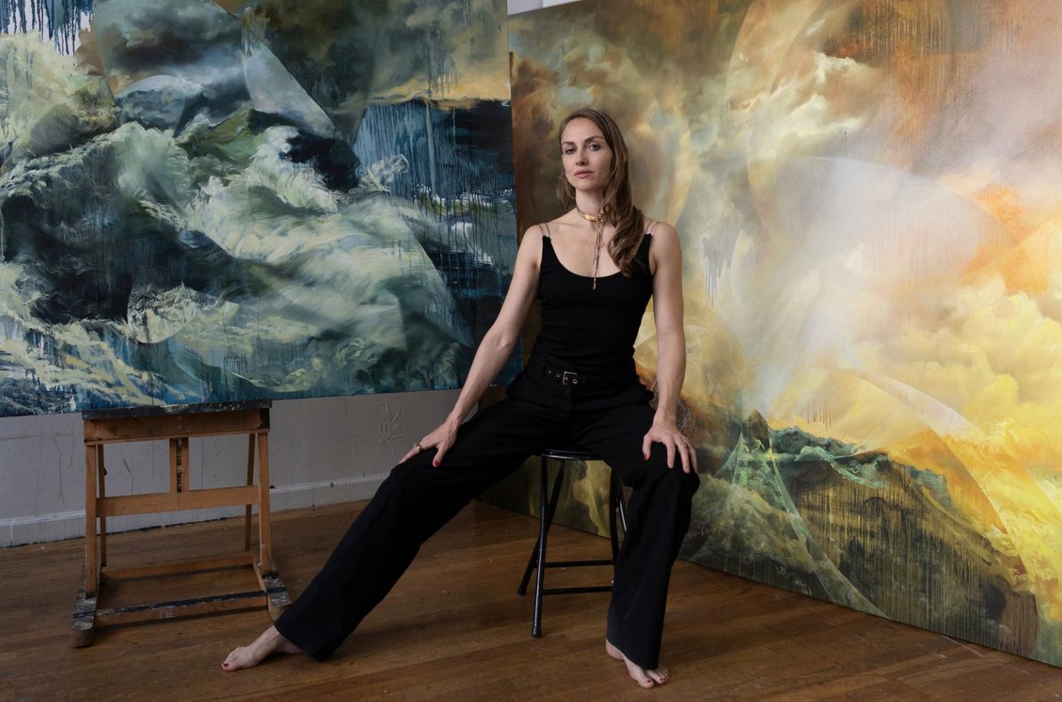📣 ARTTOO’s debut offering on Sui, exclusive to Sui users! 

Own a piece of “Life on Jupiter” by <a href="/KreynMaria/">Maria Kreyn</a> for as little as $1.
Total value: $88K. 

Buy now 👉 arttoo.co/trade/
A similar piece sold for $460K at Sotheby’s, 172% above the estimate.

Watch the auction 🎥