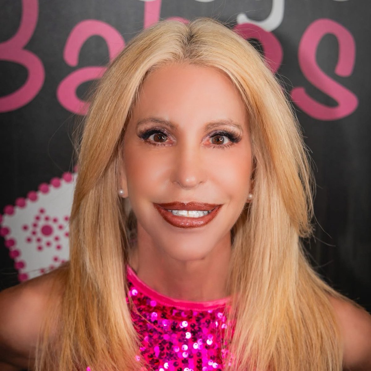 BootBelles's tweet image. Join us in wishing a very HAPPY BIRTHDAY to #Seattle #BootBelles veteran Alexis Kurtzman 🥳 We hope today is filled with lots of love and celebration 🎈 Leave Alexis some birthday cheer below👇