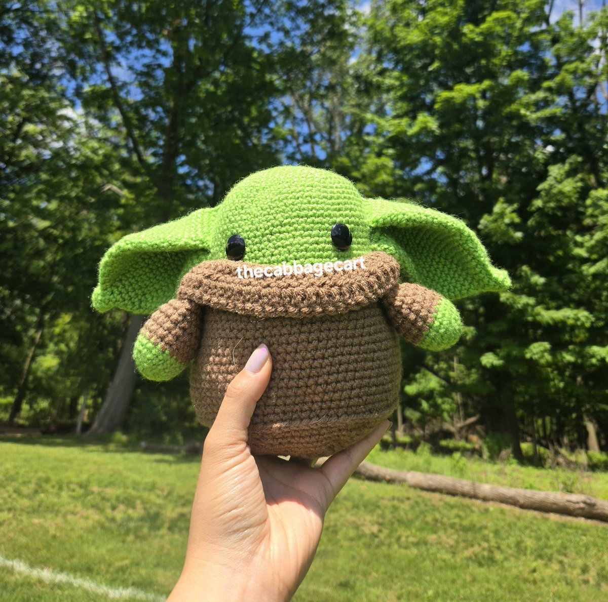 thecabbagecart's tweet image. Took my baby yoda boy grogu out for a walk on this fine day