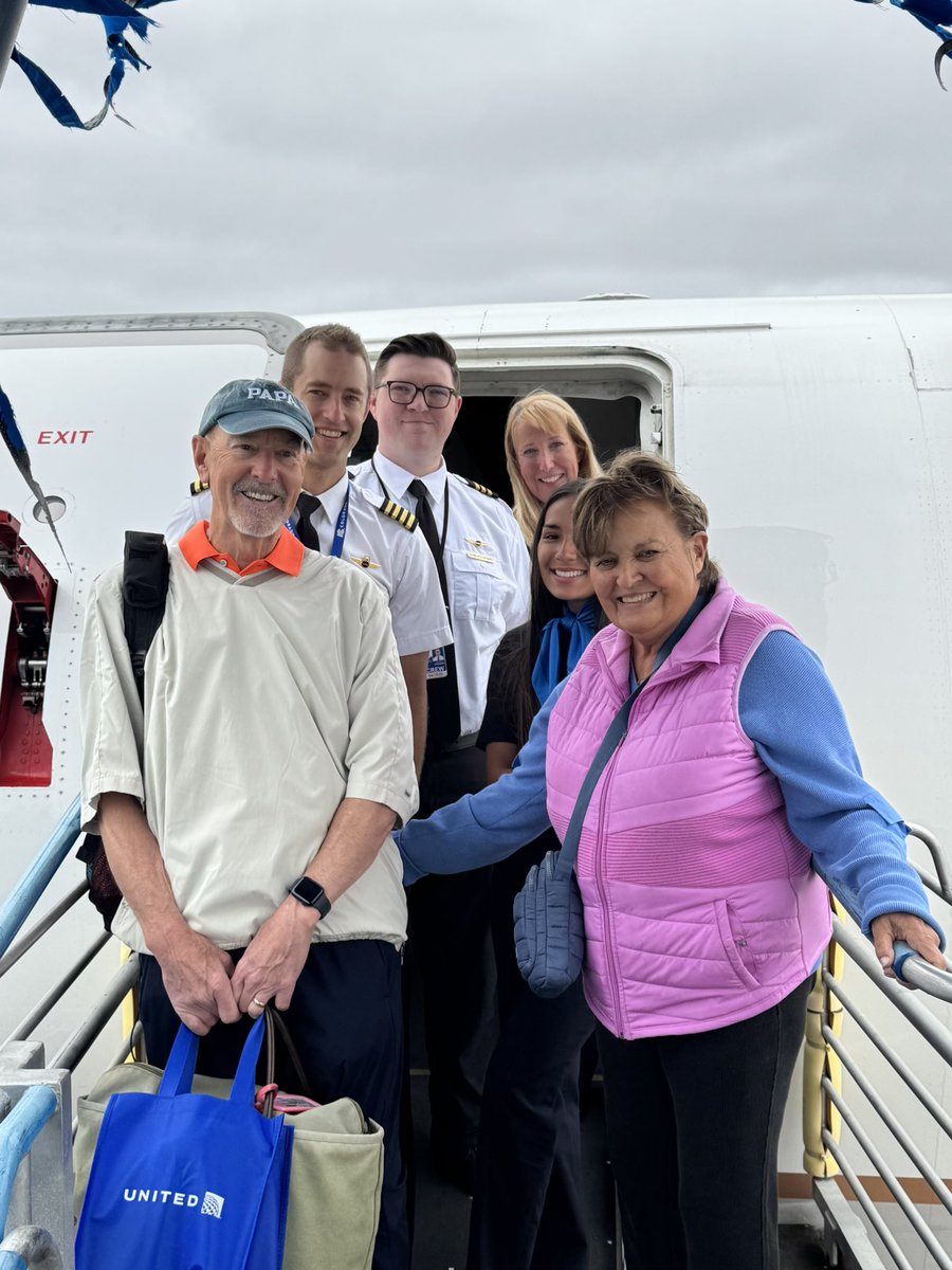Lizette Smith (@lizetteugemry) on Twitter photo Congratulations to Mr P Virgo who reached his 1 MM today in MRY✈️👍 <a href="/mikem1181/">Mike Mueller</a> <a href="/UGESocial/">United Ground Express</a> <a href="/Westcoastmike1/">West Coast Mike</a> <a href="/BradCazenave/">Brad Cazenave UGE SBA</a> Congratulations to Mr P Virgo who reached his 1 MM today in MRY✈️👍 <a href="/mikem1181/">Mike Mueller</a> <a href="/UGESocial/">United Ground Express</a> <a href="/Westcoastmike1/">West Coast Mike</a> <a href="/BradCazenave/">Brad Cazenave UGE SBA</a>