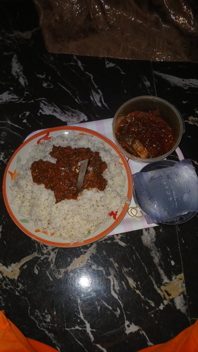 A close mouth is a close destiny 

Remember that I post i made that hv not eating for 2dayz, someone saw it and decided to send me dinner.

Pls join me 

Am greatful 🙏 

I wil be visiting everyone tl that comment under this my joy