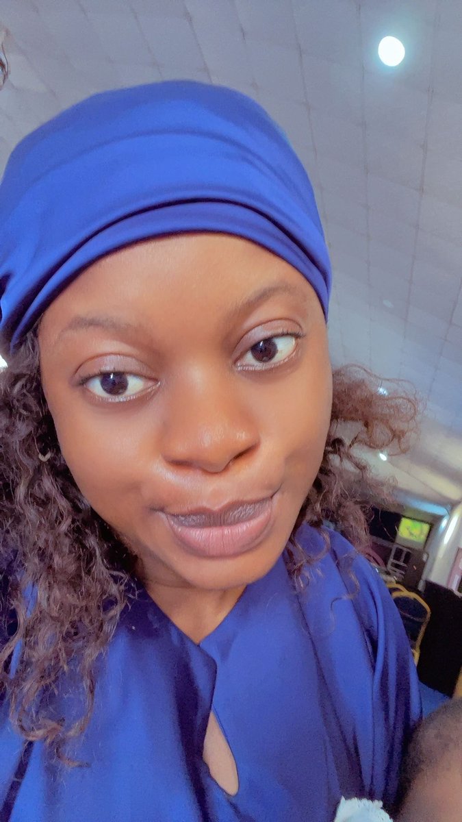 joylipz's tweet photo. @Princez_eve @SisiSimifoodies What I do
What I look like https://t.co/Dg8NvfS4Mm