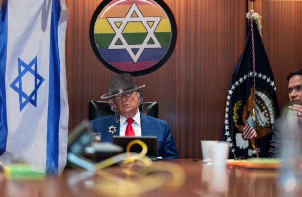 Truthtellerftm's tweet image. BREAKING: Trump acknowledges America’s failed military terrorist participation in attacking Iran.  

Washington Post citing White House official: Netanyahu understood that Trump will not participate militarily in the conflict anymore. 

Meanwhile Israel failed in Iran, and now…