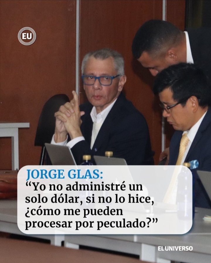 OrdazElmo's tweet photo. Yo no se nada, no vi ni un centavo; mis testaferros ejecutaron el desfalco.
- Y encima los #manabas me idolatran...
#Despierta_Borrego_Gil https://t.co/Fwuviw1Ht0