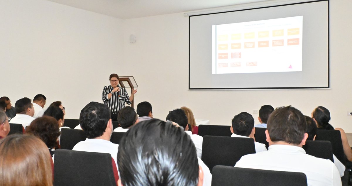 La Titular del Órgano Interno de Control y personal del IEEC participaron en la presentación de la Comisión Permanente de Contralores del Estado de Campeche;
convocado por la <a href="/SECONTCampeche/">SECONTCampeche</a>.