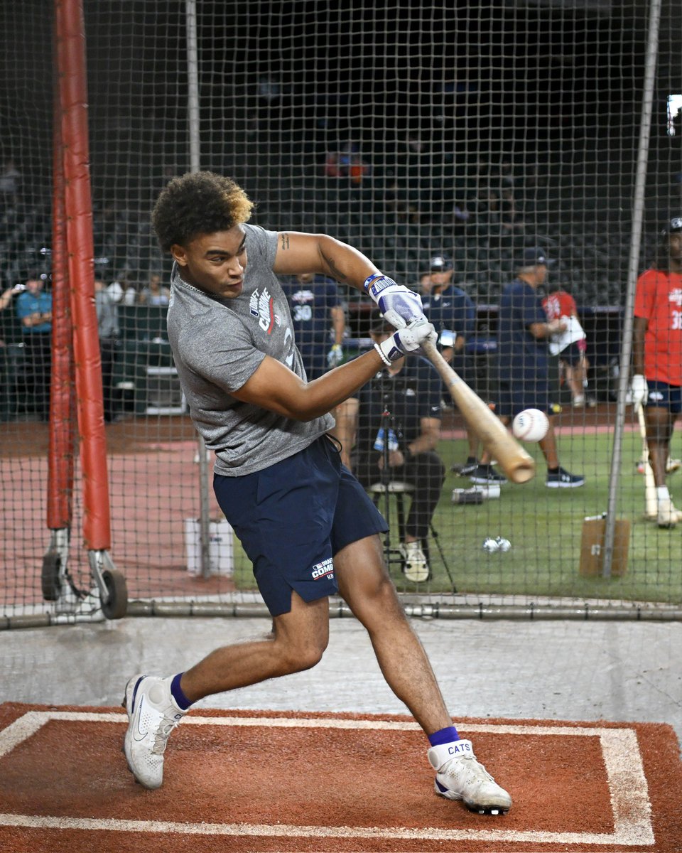 Our guy <a href="/MaximusMartin8/">Maximus Martin</a> showing out at the <a href="/MLBDraft/">MLB Draft</a> Combine ⚾️