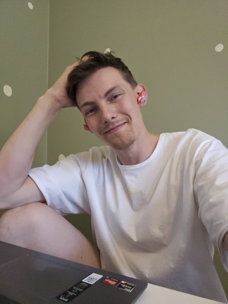 Some people just bring the best out of you.

Spend more time with them.

Few more calls today, but already over the moon 😂

Thanks <a href="/DeFinalFantasy/">Flu 🦠</a> for making my meetings sound amazing!

New sanwear goes hard ❤️ 

Next -&gt; 
- <a href="/OpenledgerHQ/">Openledger</a> research
.. ty <a href="/R2D2zen/">R2D2</a> ....
- Post about