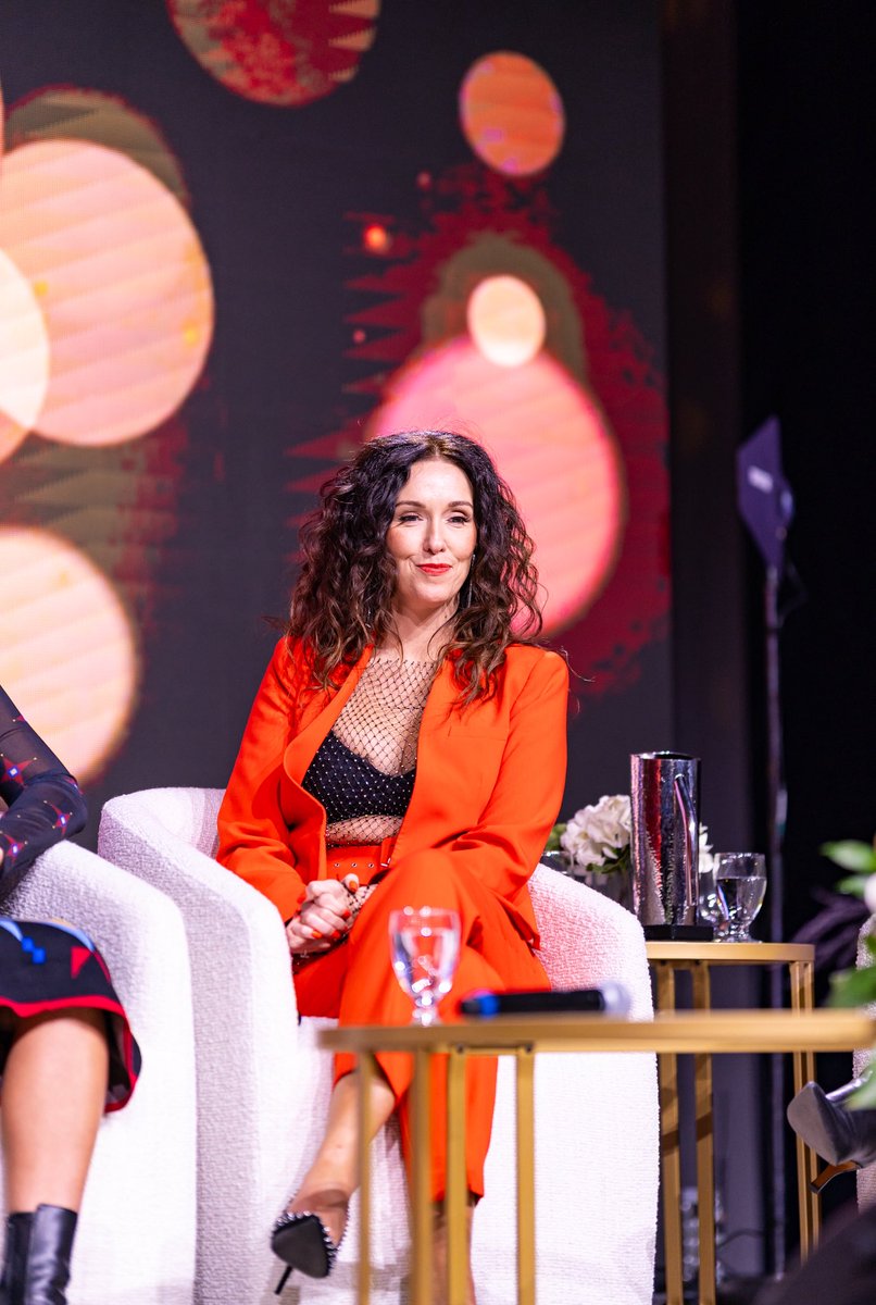 Women + Wealth tweet media