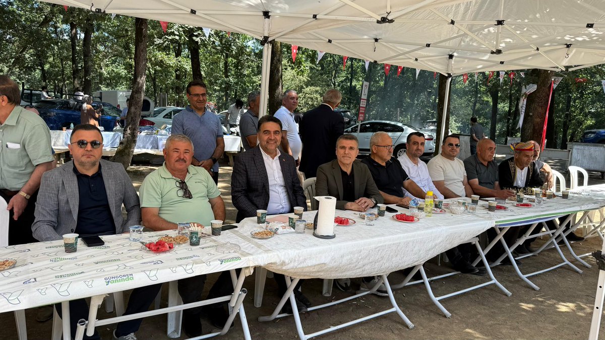 AK PARTİ SARIYER (@aksariyer) on Twitter photo İlçe Başkanımız Sn. Halil İbrahim Kurşun, İl Başkan Yardımcımız Sn. <a href="/drfatihtuna/">Dr.Fatih Tuna 🇹🇷</a> ve teşkilat mensuplarımızla birlikte, Hafik Celalli Köy Derneği’nin düzenlediği piknik programına katılım sağlayarak Sarıyerli hemşehrilerimizle bir araya geldik. İlçe Başkanımız Sn. Halil İbrahim Kurşun, İl Başkan Yardımcımız Sn. <a href="/drfatihtuna/">Dr.Fatih Tuna 🇹🇷</a> ve teşkilat mensuplarımızla birlikte, Hafik Celalli Köy Derneği’nin düzenlediği piknik programına katılım sağlayarak Sarıyerli hemşehrilerimizle bir araya geldik.