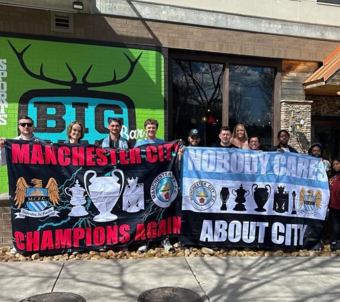 Had a fair few asking so doing banners this week, ready for next season  (few ideas below)

if anyone wants one . Can do any design you want. 2.5mx1.5m £80. Takes about 3 weeks to arrive . 

DM for more info #mcfc