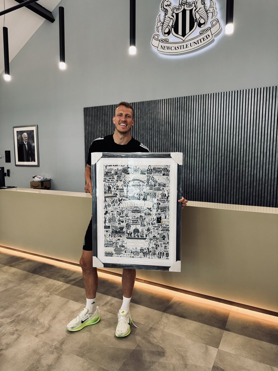Lines Behind — James Dixon (@lines_behind) on Twitter photo He’s from Blyth!🕺 
Congratulations Dan Burn — Player of the Season
#NUFC He’s from Blyth!🕺 
Congratulations Dan Burn — Player of the Season
#NUFC
