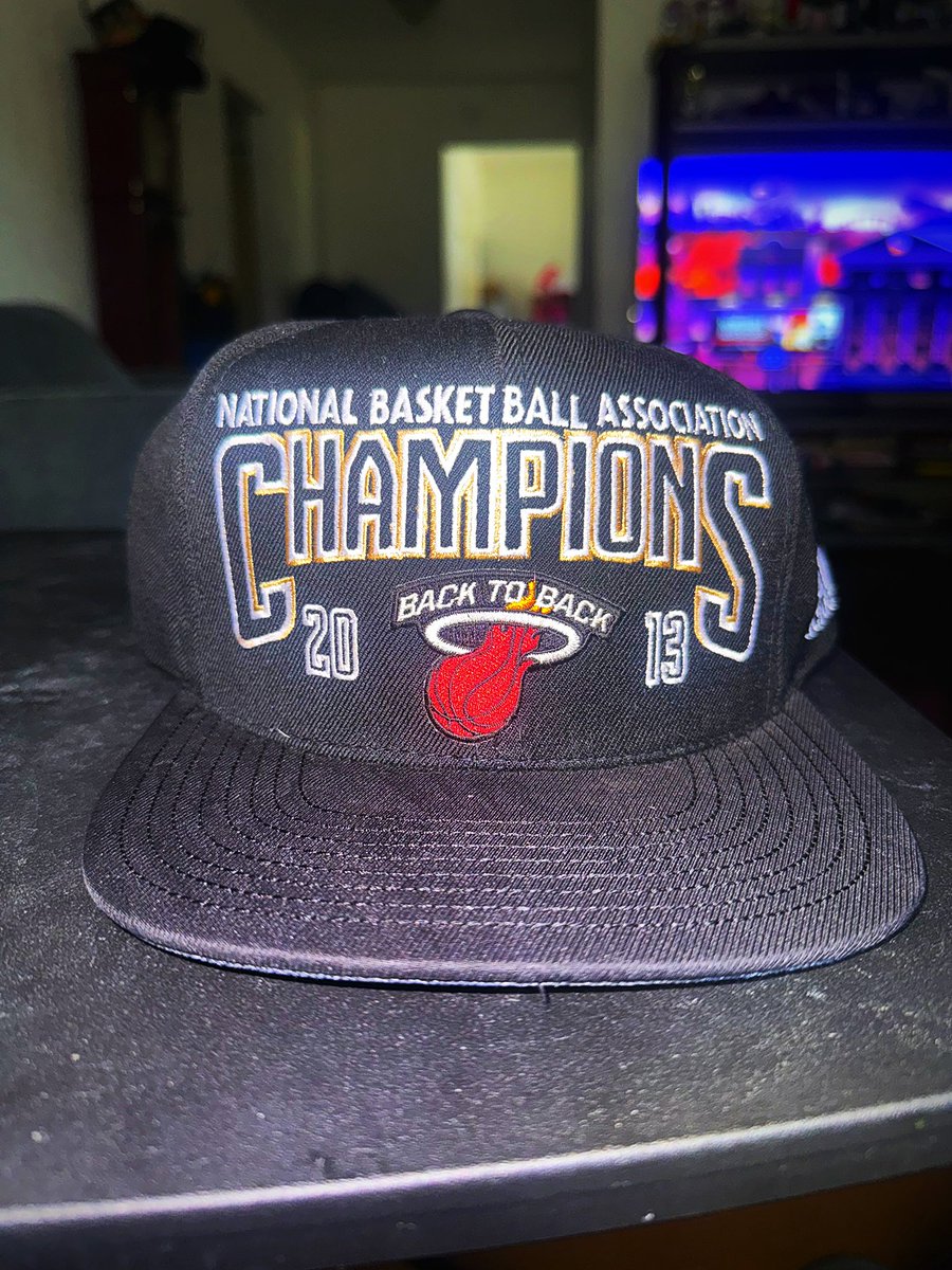 TheRealLouch's tweet photo. @OsheaJacksonJr Hands DOWN!!! 🏀🔥🏆 https://t.co/50zJVBU7vj