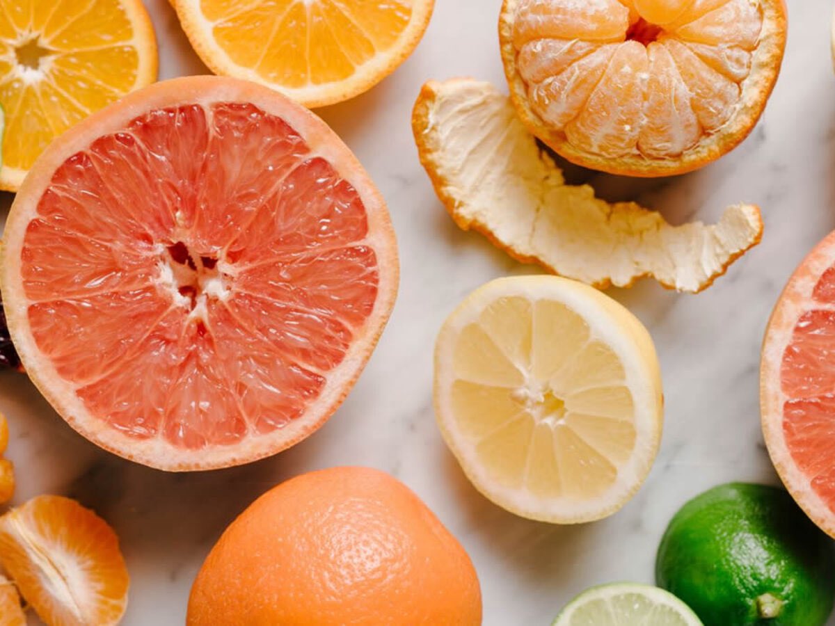 Silnari's tweet photo. Por qué es importante saber la estacionalidad de las frutas? No solo por una cuestión económica, sino también porque cada estación tiene sus frutas y verduras con las vitaminas y minerales para completar las necesidades de nuestro organismo. https://t.co/oTRSRT9W4X