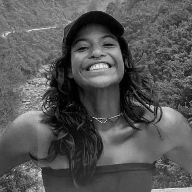 Acompanhamos com muita esperança o resgate da Juliana, mas infelizmente o Brasil recebe agora com tristeza a notícia de que essa garota tão sorridente foi encontrada sem vida. Estou certo de que Juliana recebeu as orações de todos que torciam por ela e que agora descansa em paz.