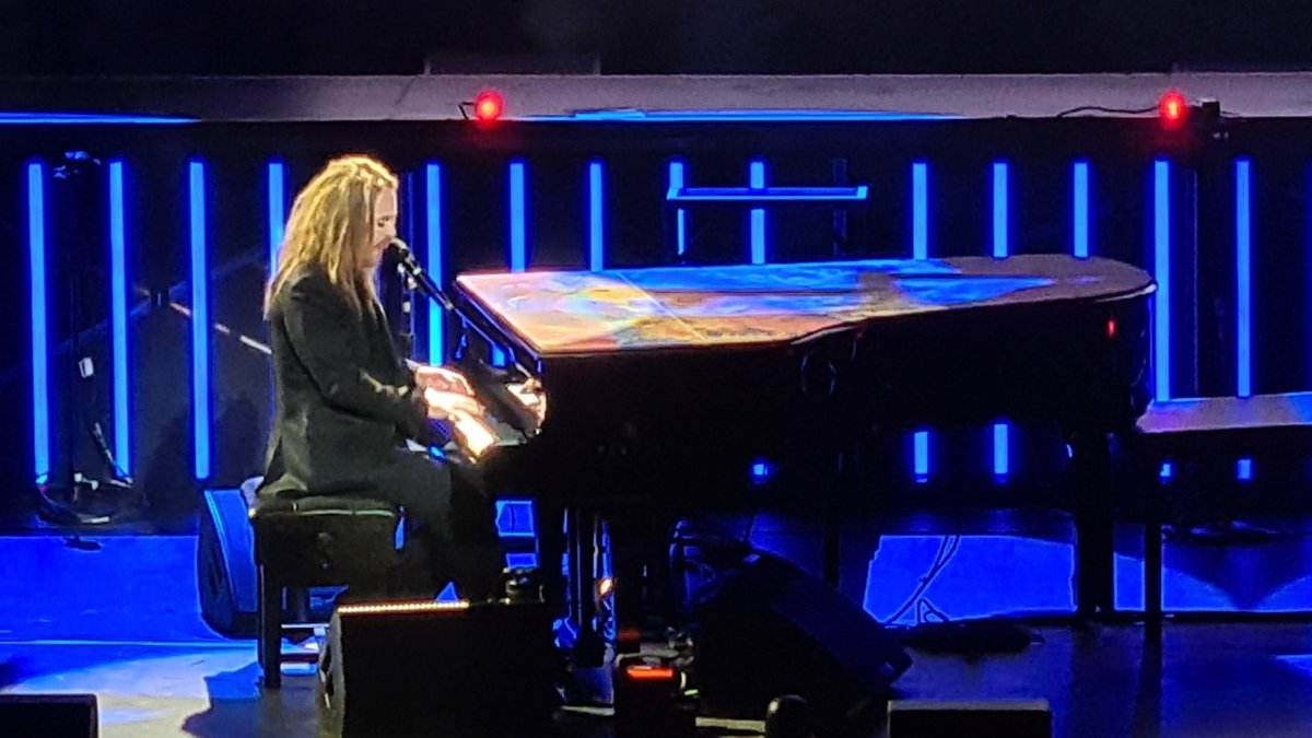 James C. tweet media