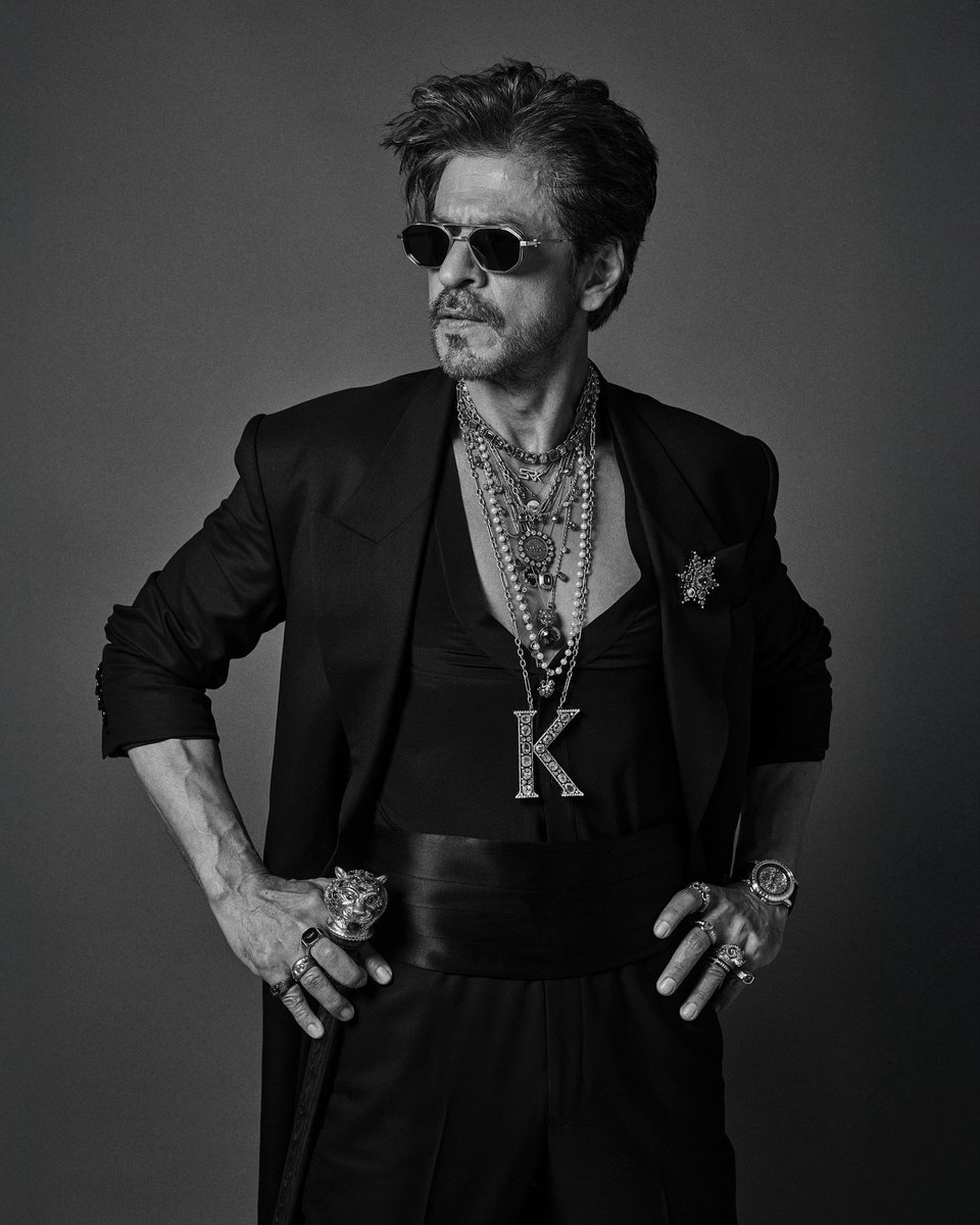 He made us fall in love in every decade:
❤️ Dil Se
❤️ Kal Ho Naa Ho
❤️ Rab Ne Bana Di Jodi
❤️ Chennai Express
❤️ Jawan
No one romances like SRK. NO ONE.

33 YEARS OF MEGASTAR SRK

#33YearsOfSRK <a href="/iamsrk/">Shah Rukh Khan</a>