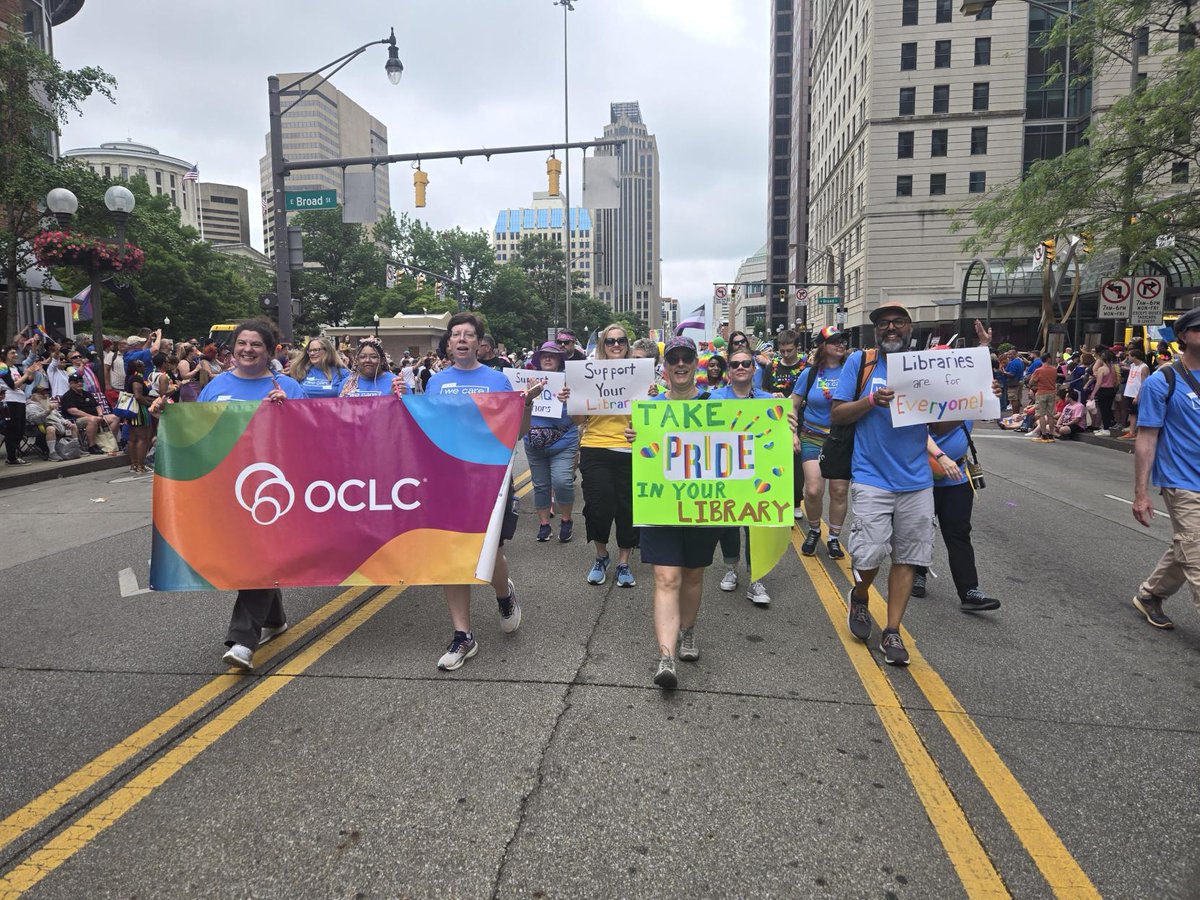 OCLC's tweet photo. Great weather. Great people. So glad to be celebrating #PrideMonth once again by marching in @StonewallCMH's #ColumbusPride2025 Parade last week. 💙💚🧡
#HappyPride! 🏳️🌈🏳️⚧️ #LifeAtOCLC https://t.co/hPVVdwRE98