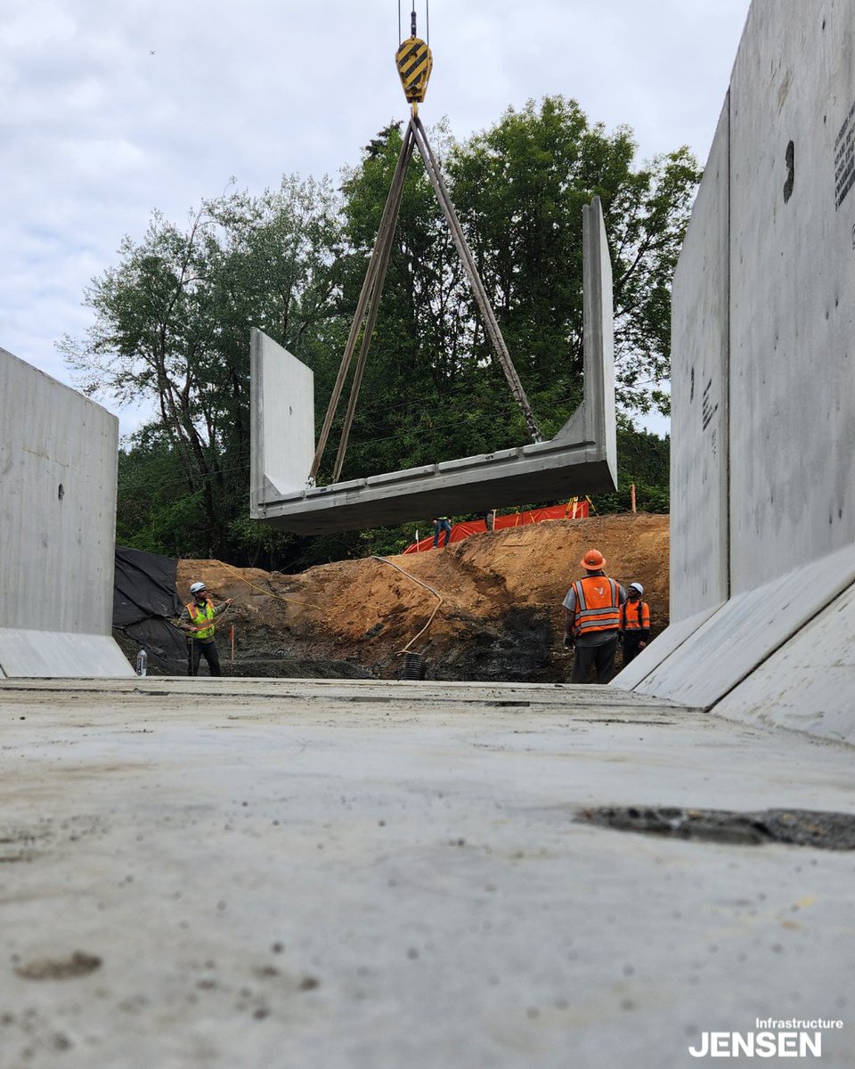 jensenprecast's tweet image. Well, this is pretty cool.

A project Jensen provided box culvert for won the APWA Washington Chapter's project of the year in the environment category.

Here are some pics from the project.

#JensenInfrastructure #precast #fishpassage #PNW