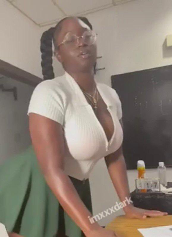 PRINCEMIKENICO's tweet photo. here👇
Top Porn Pages on X 🔞💦

@africanhotgirls

@kinkyblackk

@worldforporn

@xclips__

@scrigies

@wet_cells

@mom_fack

@amahlenasty

@Viral_xclips https://t.co/0l1bcBDNzK