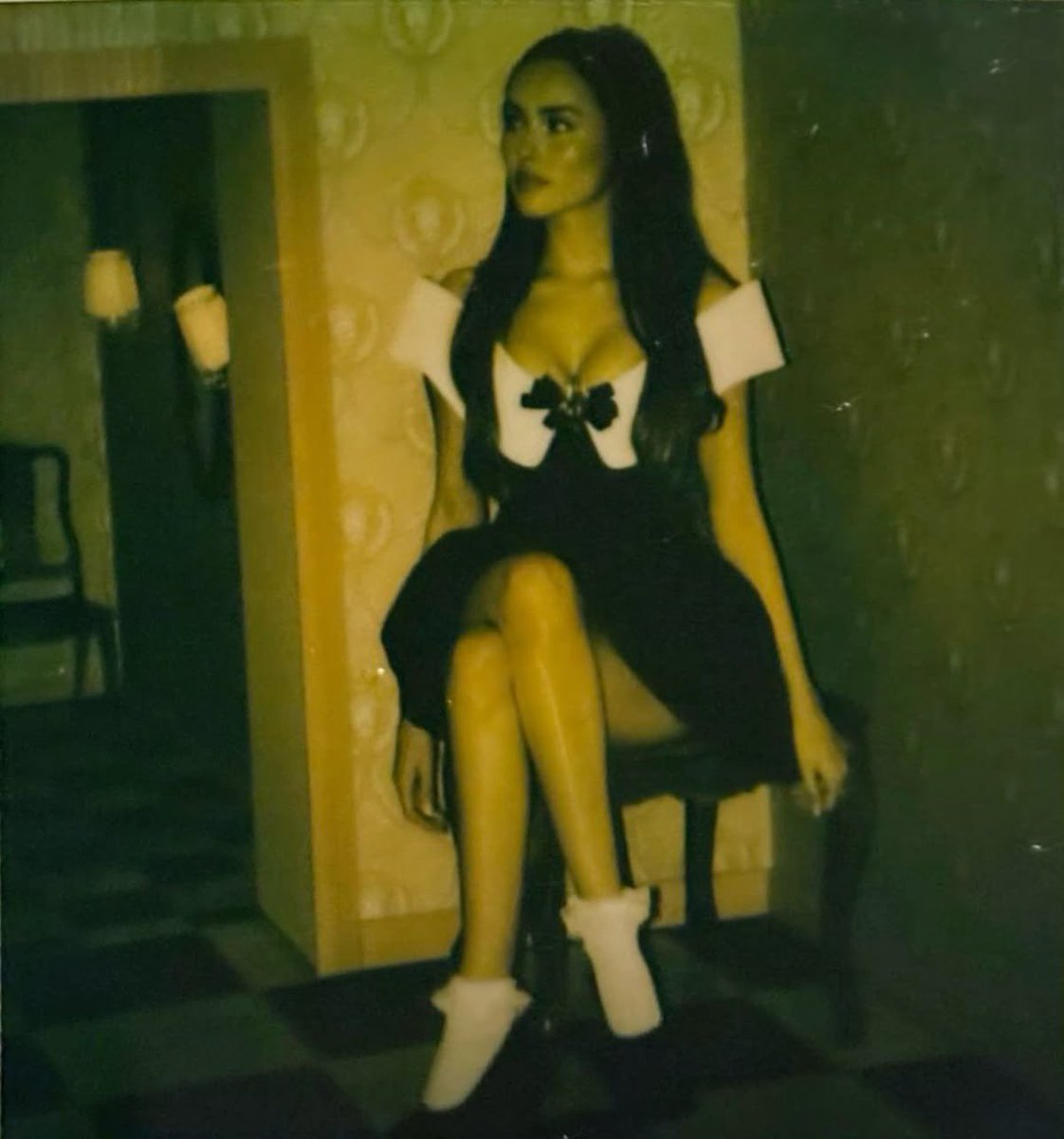 clairdeciel's tweet image. Okan bilang aku disini kaya Obake

I even can say anything, she was just randomly saying that. 

Kalau Eiko random itu turunan dari Okan