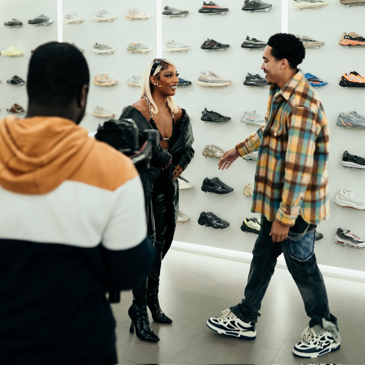 Axville tweet media