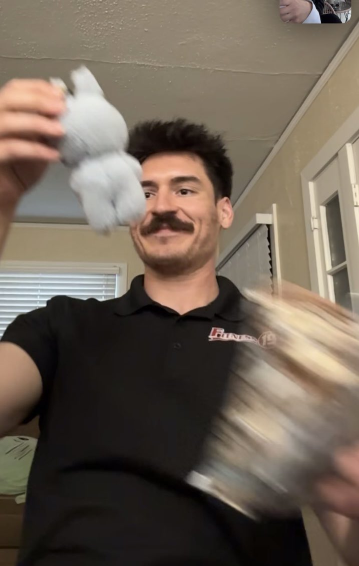 cacee rae tweet media