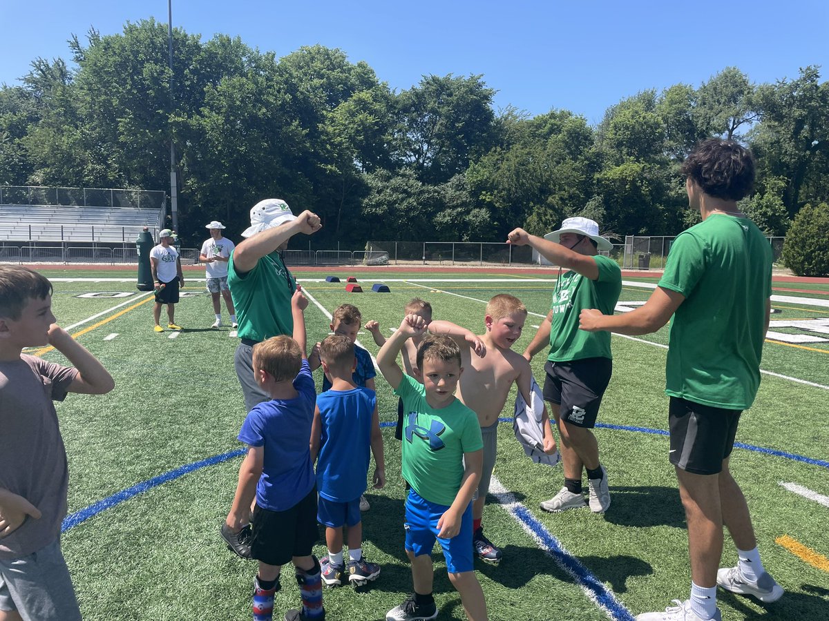 Providence Catholic Football (@celticsfootball) on Twitter photo Day 1 of our Youth K-3 Camp was a huge success. It was a hot 🔥 one but all campers had a blast 💥 , learned a lot and enjoyed popsicles at the end!
<a href="/ProviAthletics/">Providence Catholic Athletics</a> <a href="/PCHS_Celtics/">Providence Catholic</a> <a href="/Tyler_Plantz/">Tyler Plantz</a> Day 1 of our Youth K-3 Camp was a huge success. It was a hot 🔥 one but all campers had a blast 💥 , learned a lot and enjoyed popsicles at the end!
<a href="/ProviAthletics/">Providence Catholic Athletics</a> <a href="/PCHS_Celtics/">Providence Catholic</a> <a href="/Tyler_Plantz/">Tyler Plantz</a>
