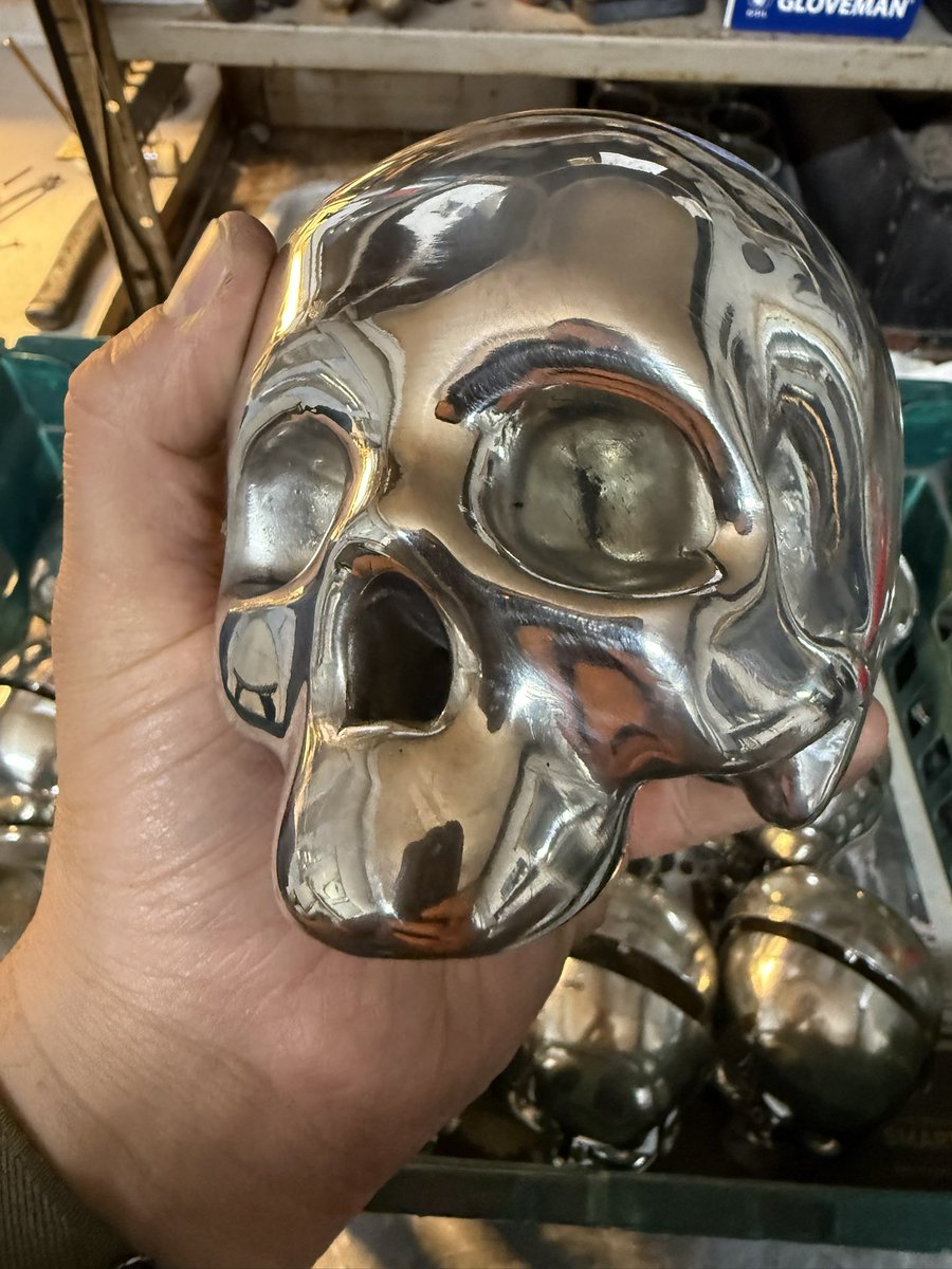 pewtergiftware's tweet photo. Just a bunch of skulls heads today https://t.co/VSpWBG1SZ1