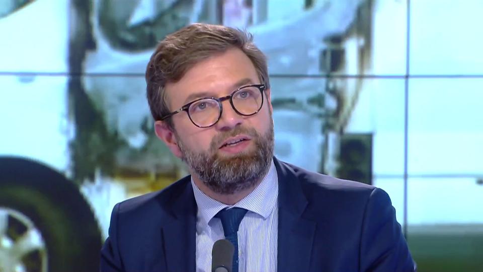 On est en 2025, et voici les propos de <a href="/WatrigantArthur/">Arthur de Watrigant</a> , en heure de grande écoute sur (évidemment) CNEWS :

“Déjà qu’un rappeur a du mal à être considéré comme un artiste, on ne va pas en plus lui demander de réfléchir. Le rap est une sous-culture : c’est le triomphe des