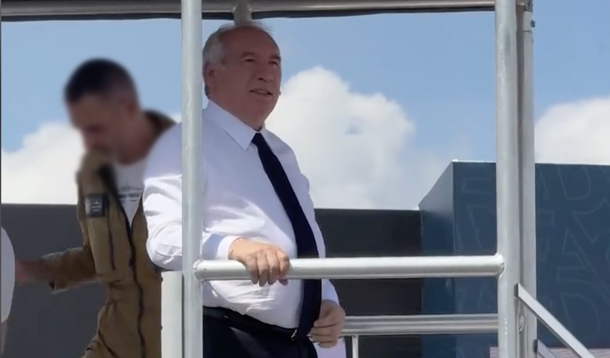 🔴 François Bayrou fait un aller-retour en Jet Privé pour un discours de 27 minutes sur l'écologie 

→ Plus d'informations en cliquant ici : actuforcesdelordre.fr/?p=165958 

#ACTUFDO