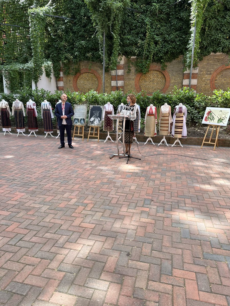 Congrats to Romania and Moldova on this year’s Traditional Blouse Day Reception at Emb of Romania, full of colour and taste! Thailand is also presenting Chud Thai or Thai Costume as UNESCO Intangible Cultural Heritage in 2025.