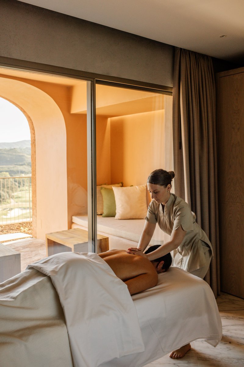 The ritual of relaxation:  There is a new spa in the #Algarve offering experiences for total relaxation.

essential-algarve.com/algarve/there-…