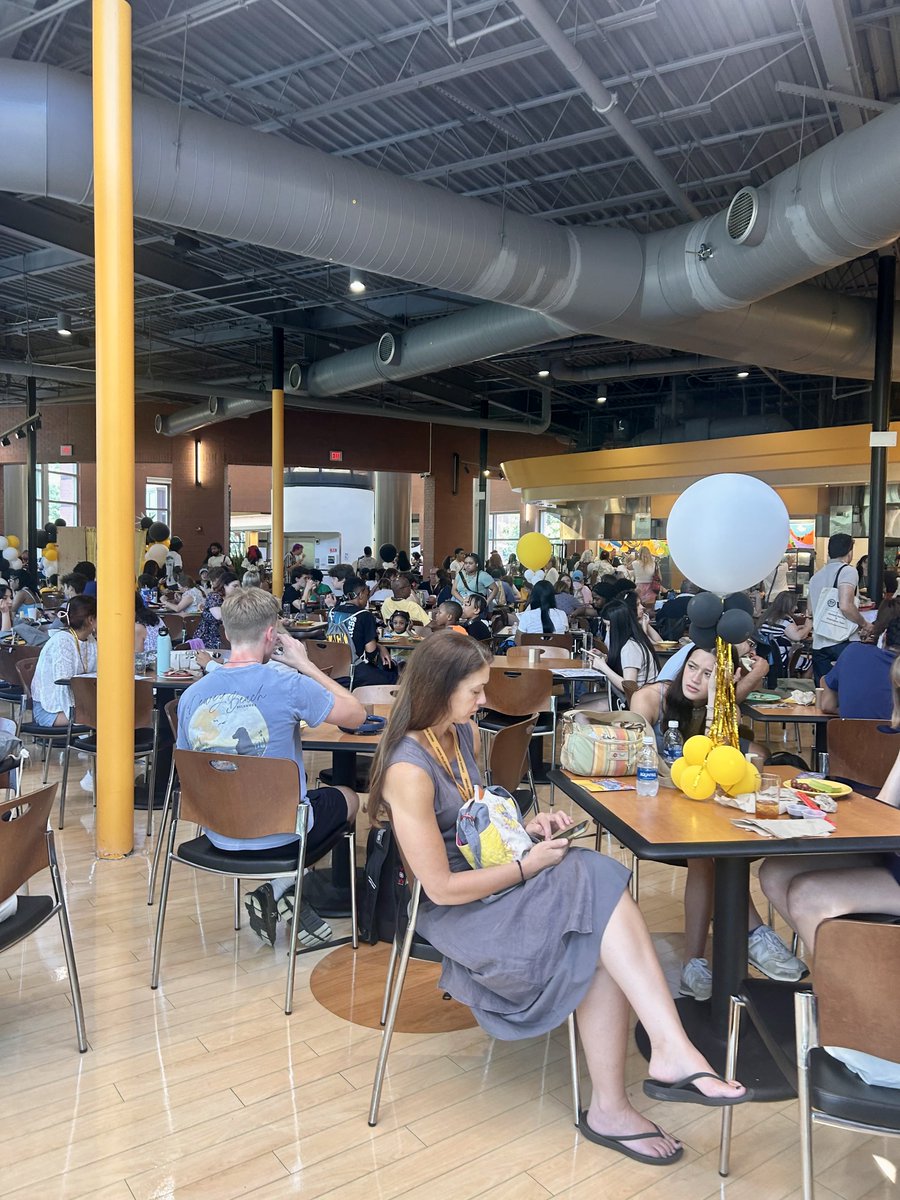 VCUpresident's tweet image. It’s @VCU orientation season! Last week we had our first transfer student orientation, and this week we’ve got our two-day first-year orientation. We hope you’re loving campus, Rams! Congratulations on starting a very exciting new adventure.