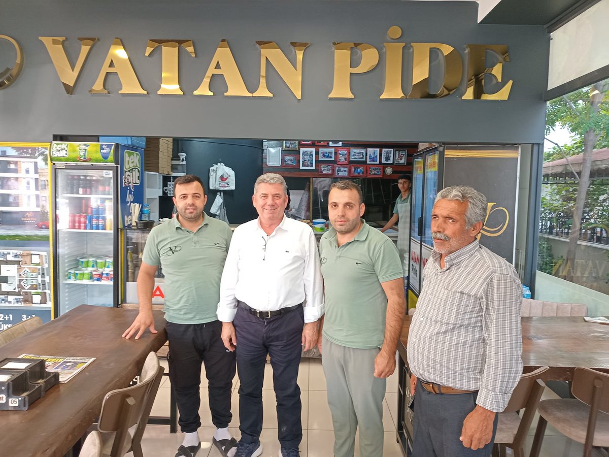 Yönetim Kurulu Başkanımız İsmail MUTLU, 24 Haziran 2025 Salı günü odamız üyelerinden Mirası Gayrimenkul işletme sahipleri ile Vatan Pide işletme sahiplerini  iş yerlerinde ziyaret ederek sektörle ilgili karşılıklı fikir alışverişinde bulundu.