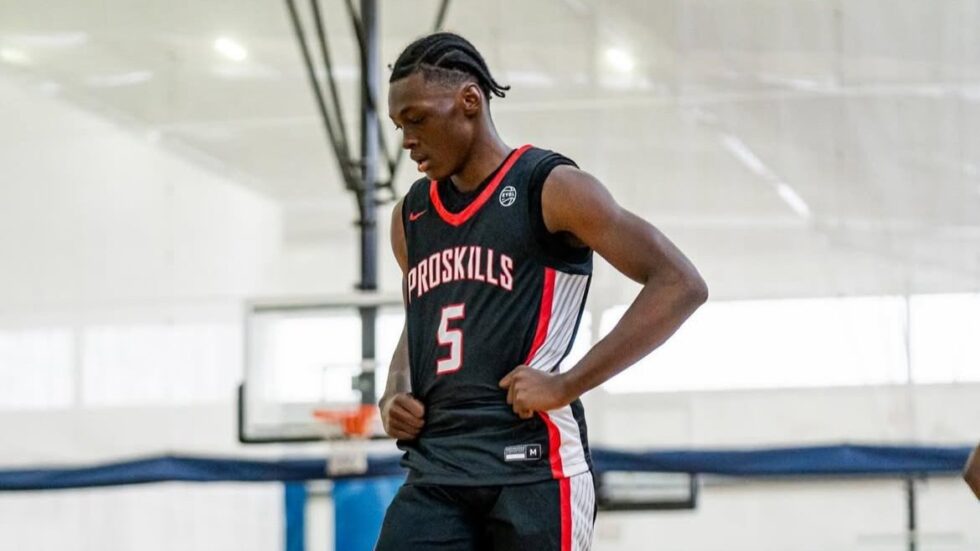 Phenom Hoop Report (@phenom_hoops) on Twitter photo 2026 6’6 Bryson Howard Impressing with Shot-Making and Athleticism as Big Offers Roll In #PhenomHoops per <a href="/POBScout/">Patrick O'Brien</a>
Read more: phenomhoopreport.com/2026-66-bryson… 2026 6’6 Bryson Howard Impressing with Shot-Making and Athleticism as Big Offers Roll In #PhenomHoops per <a href="/POBScout/">Patrick O'Brien</a>
Read more: phenomhoopreport.com/2026-66-bryson…