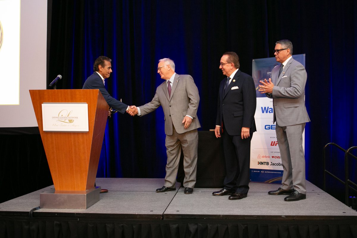 What a memorable evening! The Latino Leaders Network was proud to host the 42nd Tribute to Mayors Reception on Friday, June 20th, honoring Mayor Kirk Watson of Austin. We are deeply grateful to our honoree, dedicated partners, &amp; more than 200 guests, including over 50 mayors!