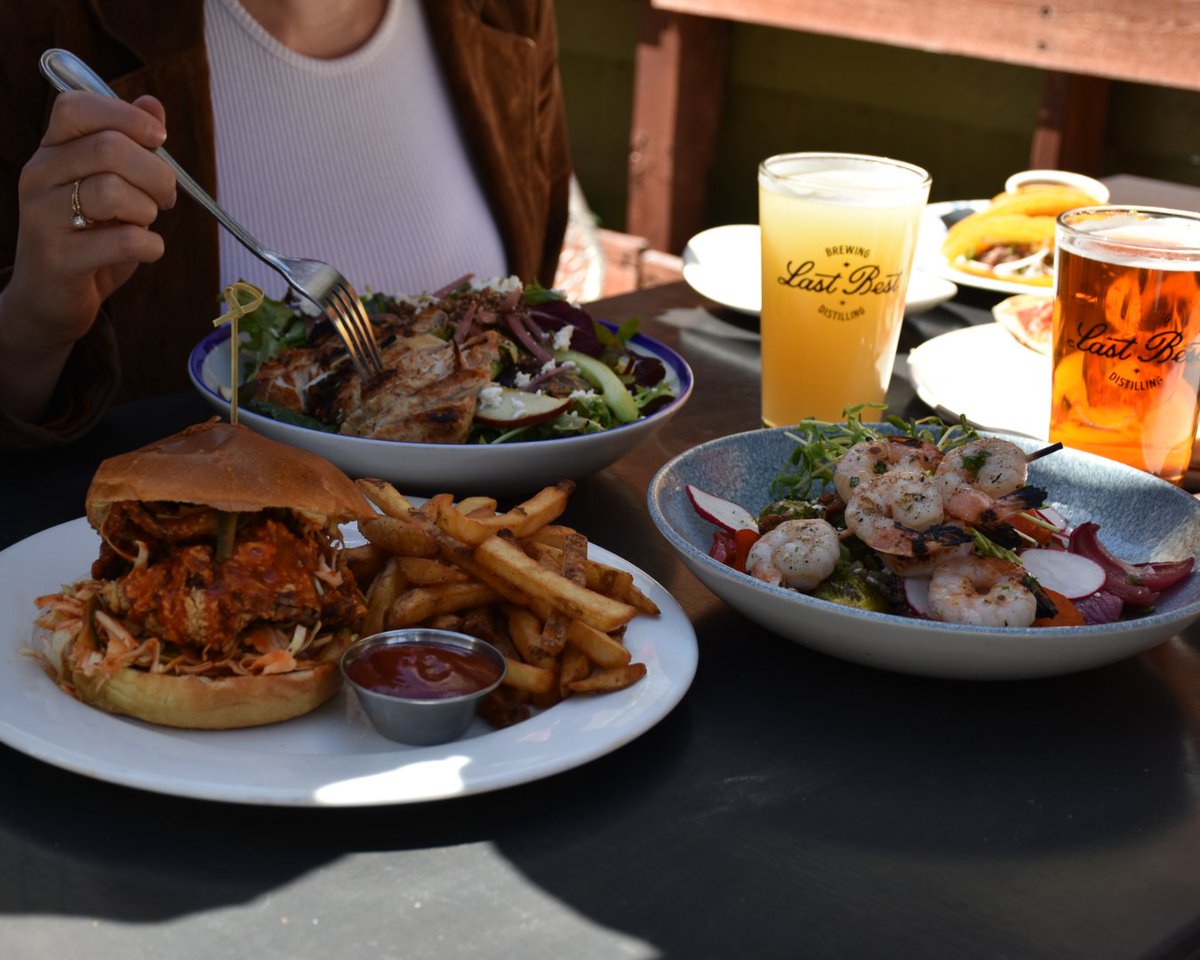 Lunch, sun, and a 16 oz pint of Tokyo Drift—see y'all on the patio soon!

Make a reservation here: brnw.ch/21wTEcp (walk-ins also welcome.)